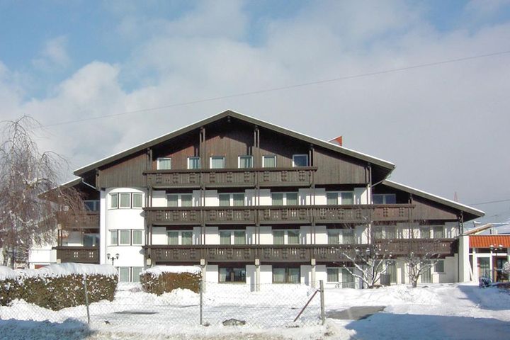 Hotel Edelweiss frei / Götzens Österreich Skipass