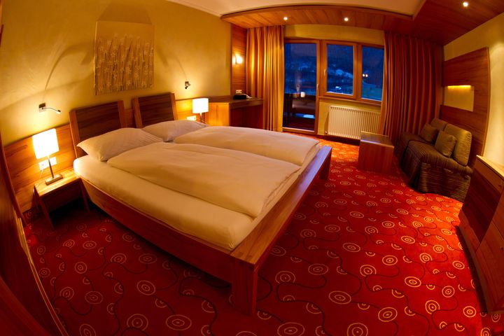 Hotel Mozart-Vital (Ried im Oberinntal) preiswert / Serfaus-Fiss-Ladis Buchung
