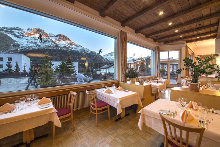 Hotel Europa frei / Engadin / St. Moritz Schweiz Skipass