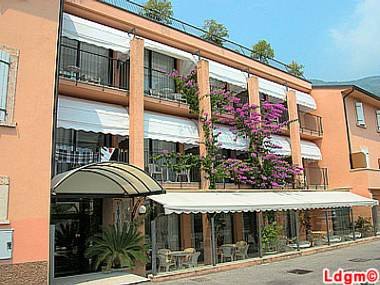 Reisen Urlaub: Italien Gardasee Hotel Lido