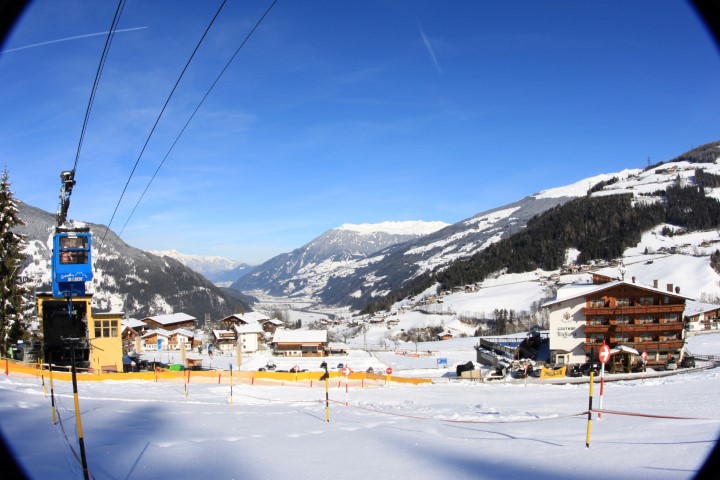 Alpen Wohlfühlhotel Dörflwirt in Zell am Ziller (Zillertal) günstig buchen / Österreich Alpen Wohlfühlhotel Dörflwirt in Zell am Ziller (Zillertal), Alpen Wohlfühlhotel Dörflwirt / Österreich