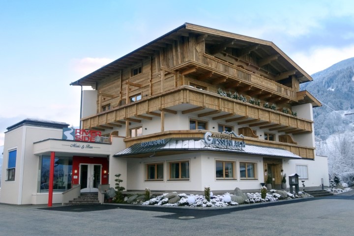Aparthotel Giessenbach in Fügen (Zillertal) günstig buchen / Österreich Aparthotel Giessenbach in Fügen (Zillertal), Aparthotel Giessenbach / Österreich