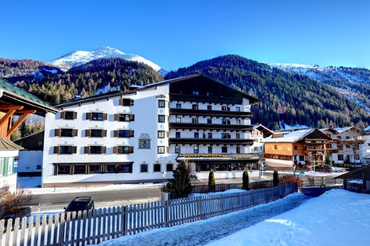Hotel Arlberg in St. Anton am Arlberg günstig buchen / Österreich Hotel Arlberg in St. Anton am Arlberg, Hotel Arlberg / Österreich