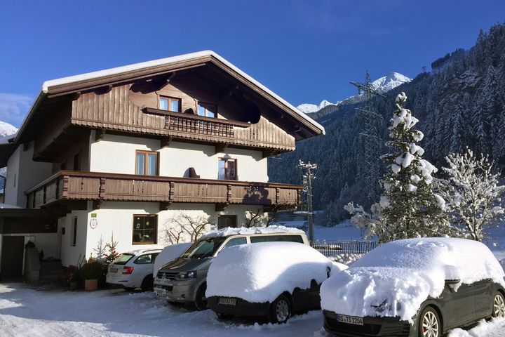 Gästehaus Bliem frei / Mayrhofen (Zillertal) Österreich Skipass