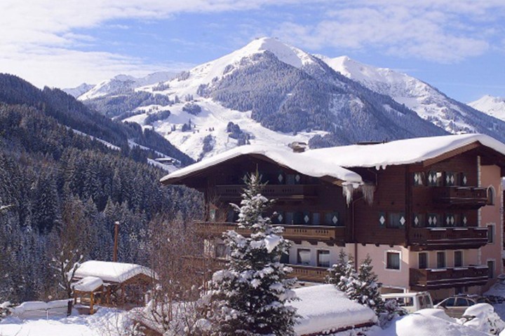 Ferien- und Reitanlage Altachhof in Saalbach - Hinterglemm günstig buchen / Österreich Ferien- und Reitanlage Altachhof in Saalbach - Hinterglemm, Ferien- und Reitanlage Altachhof / Österreich