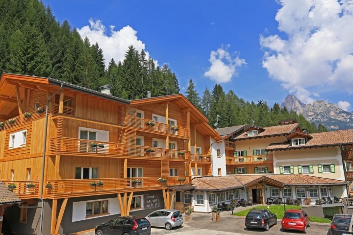 Hotel Valacia in Pozza (Dolomiten) günstig buchen / Italien Hotel Valacia in Pozza (Dolomiten), Hotel Valacia / Italien