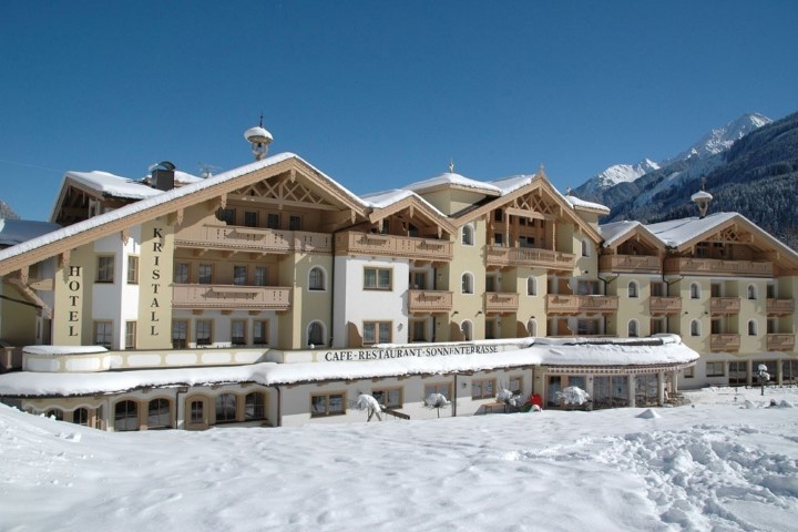 Hotel Kristall (Winterstart) in Finkenberg (Zillertal) günstig buchen / Österreich Hotel Kristall (Winterstart) in Finkenberg (Zillertal), Hotel Kristall (Winterstart) / Österreich