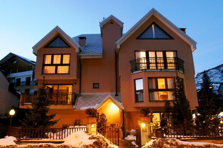 Residence Villa Frejus in Bardonecchia günstig buchen / Italien Residence Villa Frejus in Bardonecchia, Residence Villa Frejus / Italien