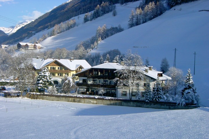 Hotel Stegerhaus in St. Johann im Ahrntal günstig buchen / Italien Hotel Stegerhaus in St. Johann im Ahrntal, Hotel Stegerhaus / Italien