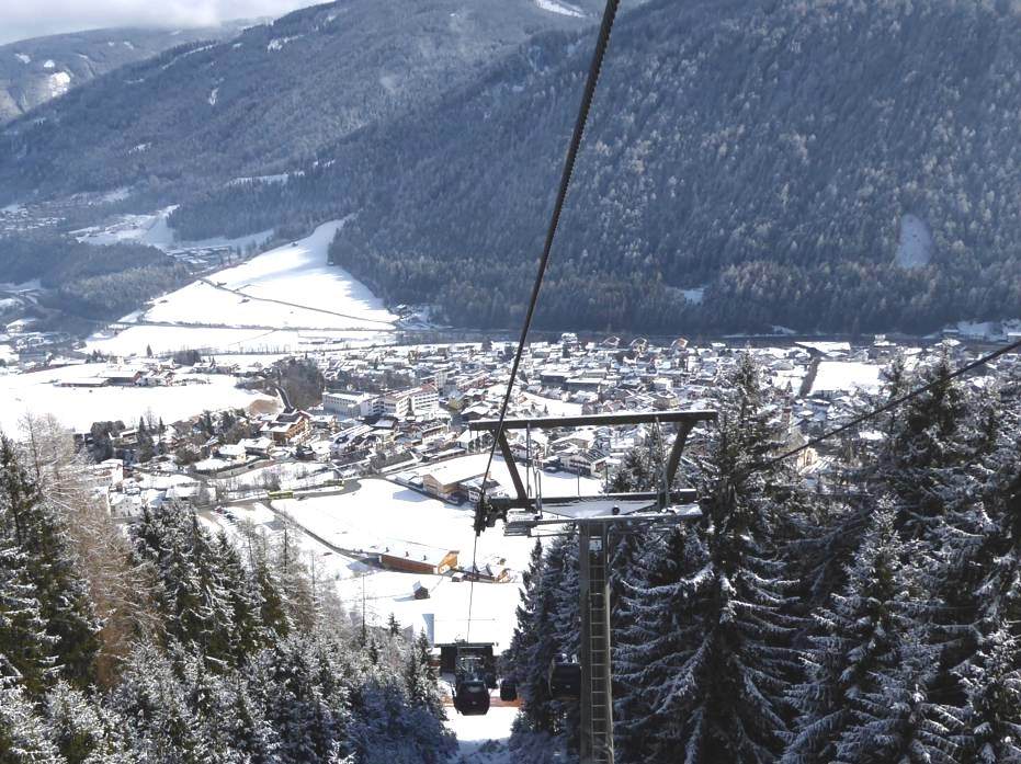Skigebiet Neustift - Skiregion Stubaital Skigebiet Neustift - Skiregion Stubaital