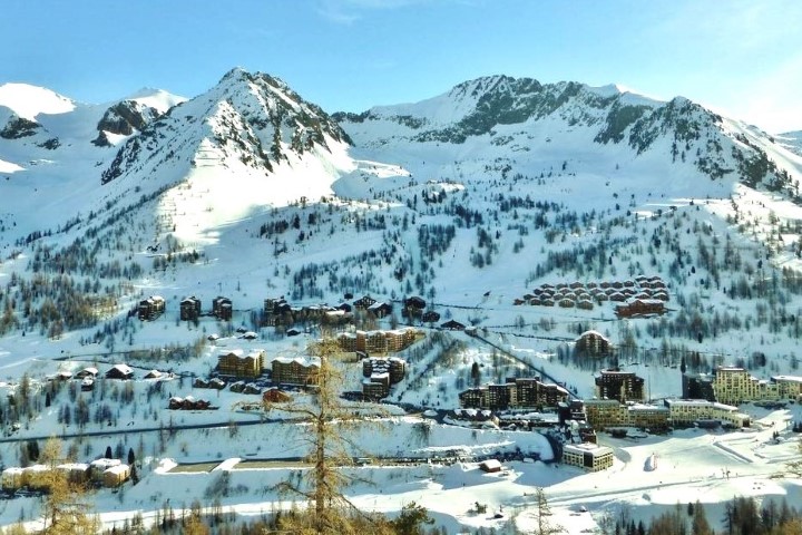 Isola 2000 Isola 2000