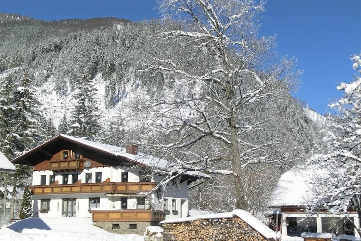 Hotel Garni Landhaus Bürtlmair in Hinterstoder günstig buchen / Österreich Hotel Garni Landhaus Bürtlmair in Hinterstoder, Hotel Garni Landhaus Bürtlmair / Österreich