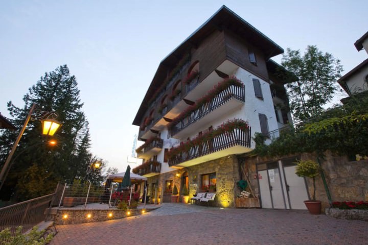 Hotel Aurora in Castione della Presolana günstig buchen / Italien Hotel Aurora in Castione della Presolana, Hotel Aurora / Italien