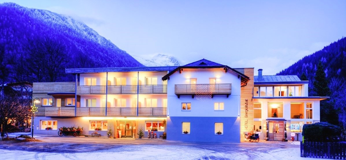 Hotel Bergkristall in Mallnitz (Mölltaler Gletscher) günstig buchen / Österreich Hotel Bergkristall in Mallnitz (Mölltaler Gletscher), Hotel Bergkristall / Österreich