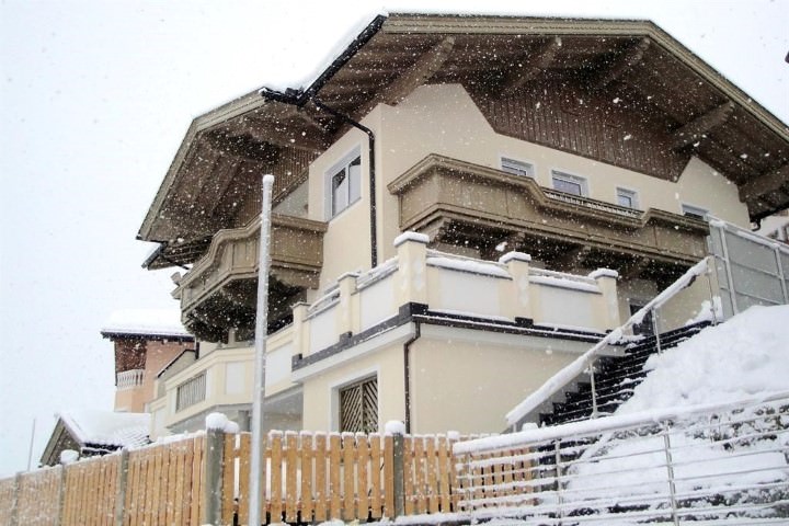 Ferienwohnung Eberharter in Fügen (Zillertal) günstig buchen / Österreich Ferienwohnung Eberharter in Fügen (Zillertal), Ferienwohnung Eberharter / Österreich