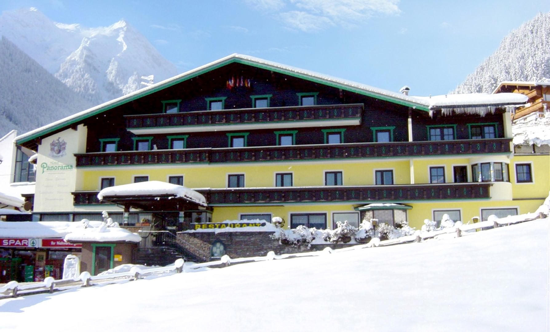 Hotel Panorama in Finkenberg (Zillertal) günstig buchen / Österreich Hotel Panorama in Finkenberg (Zillertal), Hotel Panorama / Österreich