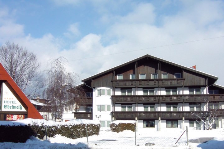 Hotel Edelweiss in Götzens günstig buchen / Österreich Hotel Edelweiss in Götzens, Hotel Edelweiss / Österreich