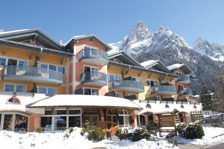 Appartementhaus Sporting Club Residence in San Martino di Castrozza günstig buchen / Italien Appartementhaus Sporting Club Residence in San Martino di Castrozza, Appartementhaus Sporting Club Residence / Italien