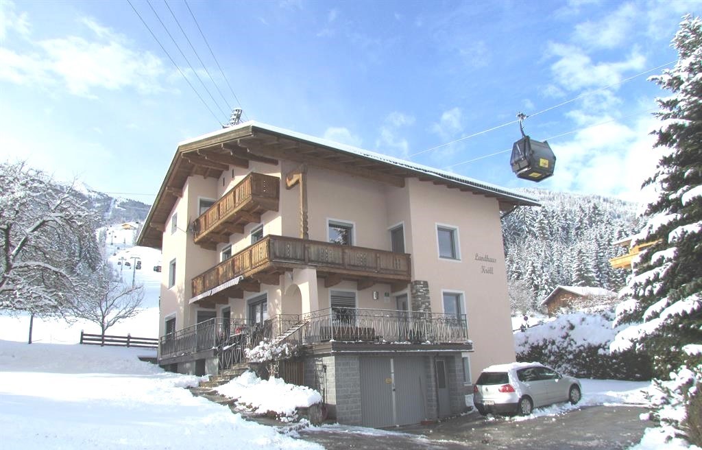 Landhaus Kröll in Fügen (Zillertal), Landhaus Kröll / Österreich