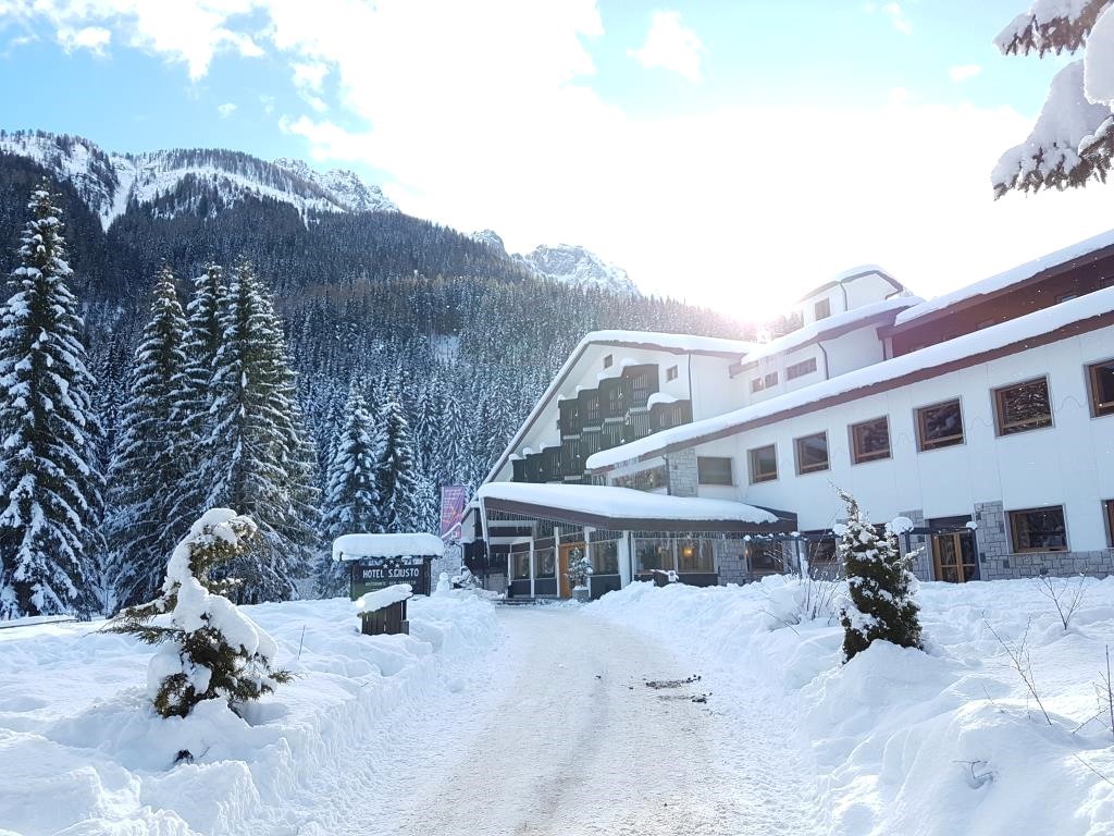 Hotel San Giusto - Unterkunft in Predazzo