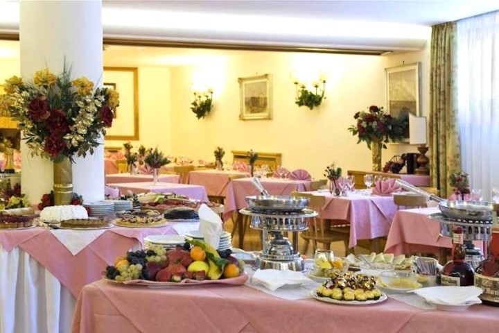 Hotel Pontechiesa billig / Cortina d-Ampezzo Italien verfügbar