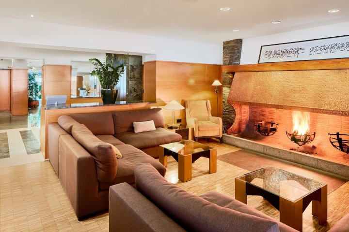 Hotel De l'Isard (HP) billig / Andorra La Vella Andorra verfügbar