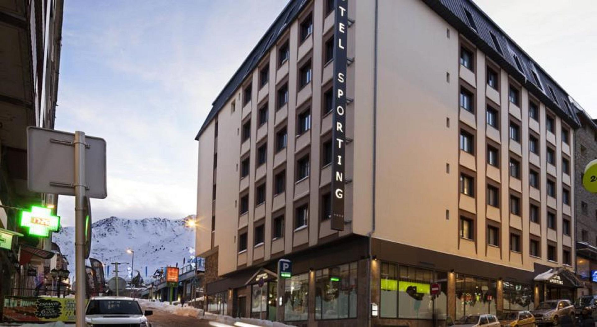 Hotel Sporting (HP) - Unterkunft in Pas-de-la-Casa