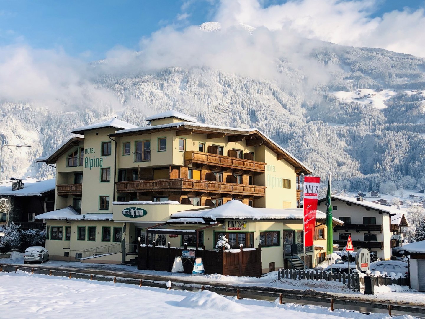 Hotel Alpina in Kaltenbach - Ried - Stumm günstig buchen / Österreich Hotel Alpina in Kaltenbach - Ried - Stumm, Hotel Alpina / Österreich