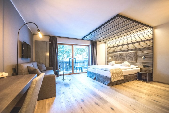 Aktiv- und Wohlfühlhotel Das Mondschein preiswert / Obereggen (Fleimstal) Buchung