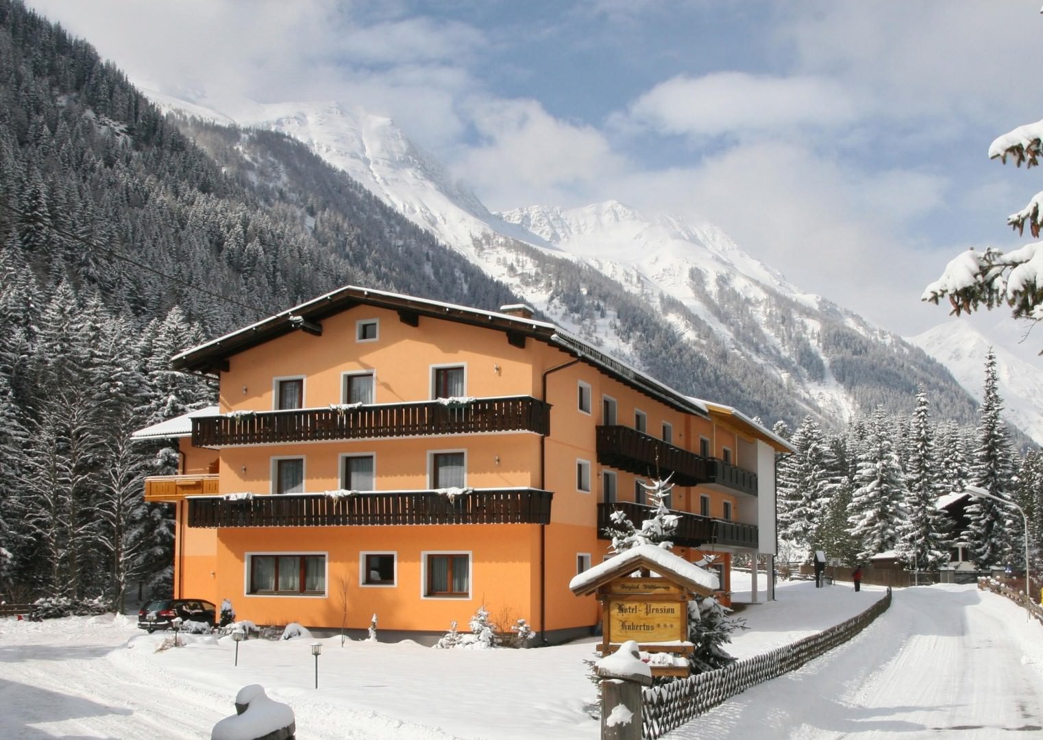 Hotel Hubertus in Mallnitz (Mölltaler Gletscher) günstig buchen / Österreich Hotel Hubertus in Mallnitz (Mölltaler Gletscher), Hotel Hubertus / Österreich