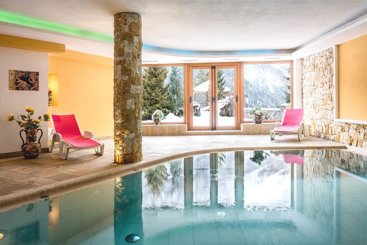 Hotel Sonne-Sole billig / Fassatal (Dolomiten) Italien verfügbar