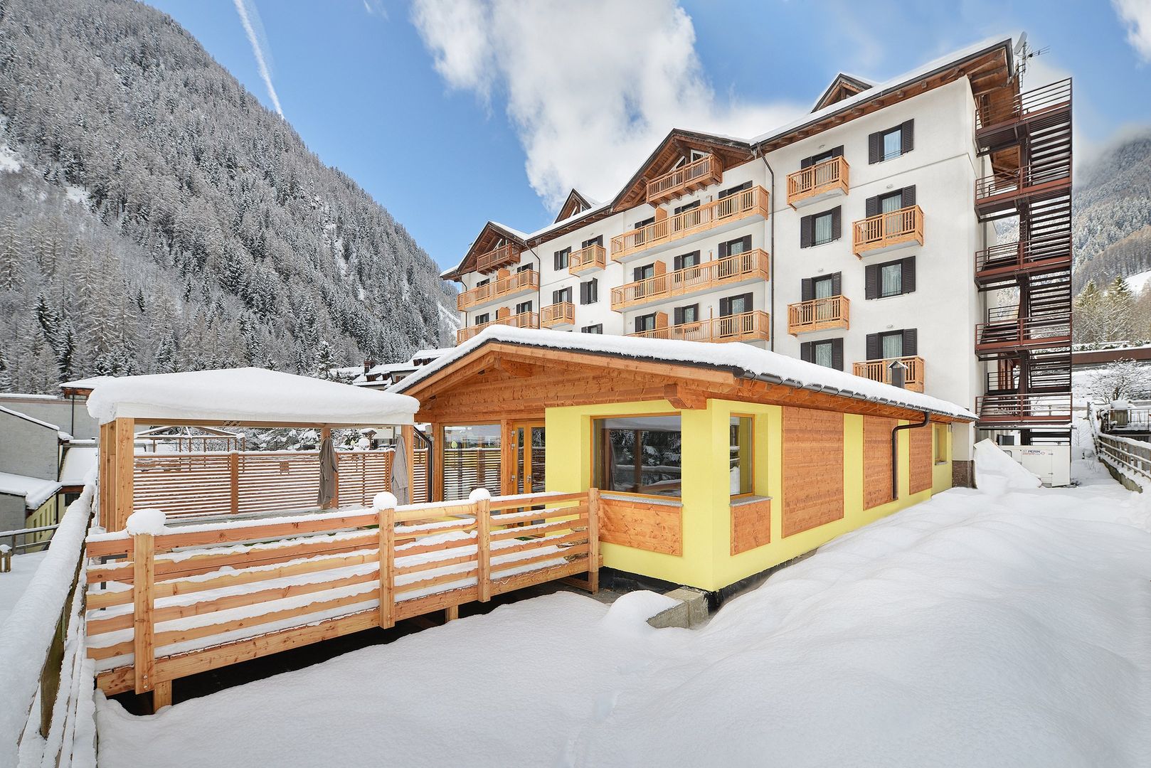 Hotel Cristallo - Unterkunft in Val-di-Sole
