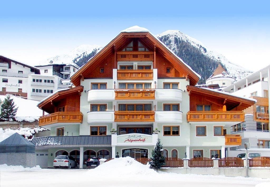 Hotel Garni Alpenhof in Ischgl, Hotel Garni Alpenhof / Österreich