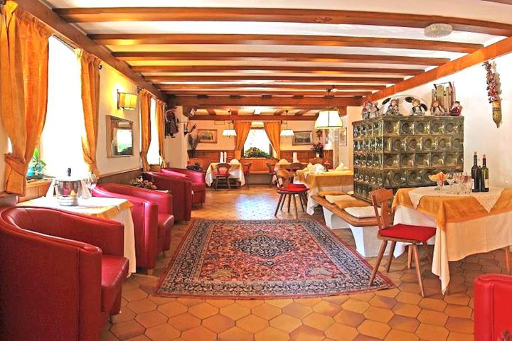 Hotel Dolomiti frei / Vigo di Fassa Italien Skipass