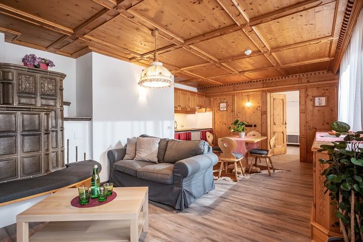 Aparthotel Schmiedboden frei / Oberndorf in Tirol Österreich Skipass