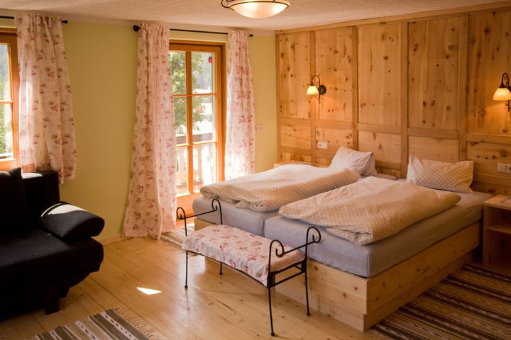 Appartements & Chalet Dorfschenke preiswert / Mallnitz (Mölltaler Gletscher) Buchung