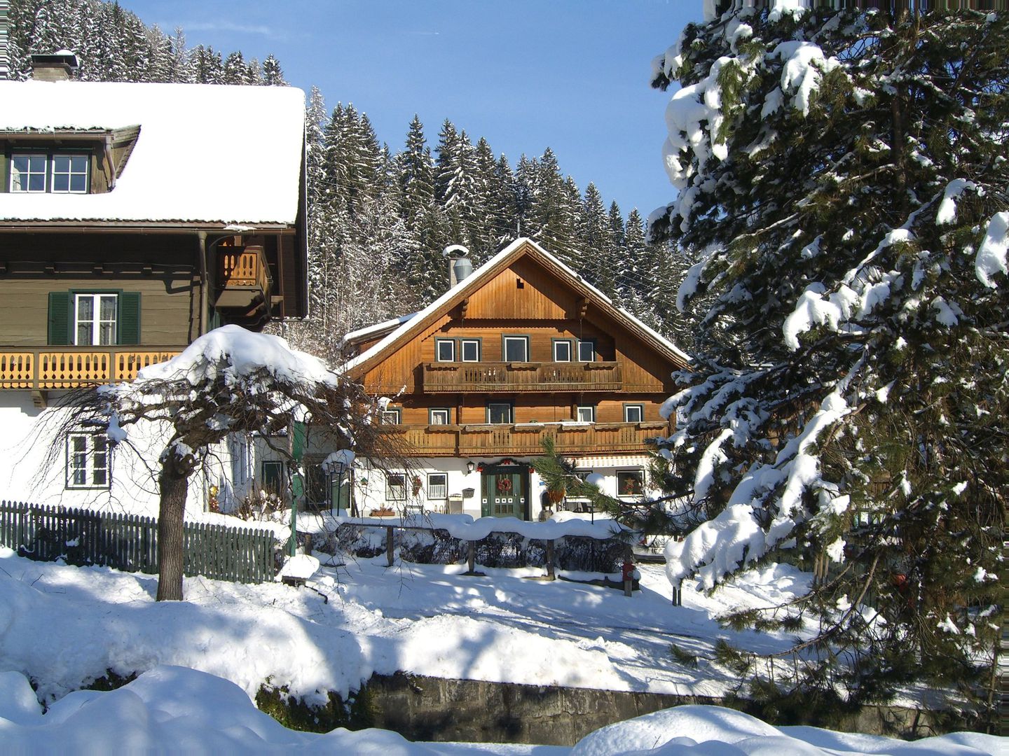 Appartements & Chalet Dorfschenke - Unterkunft in Mallnitz-Moelltaler-Gletscher