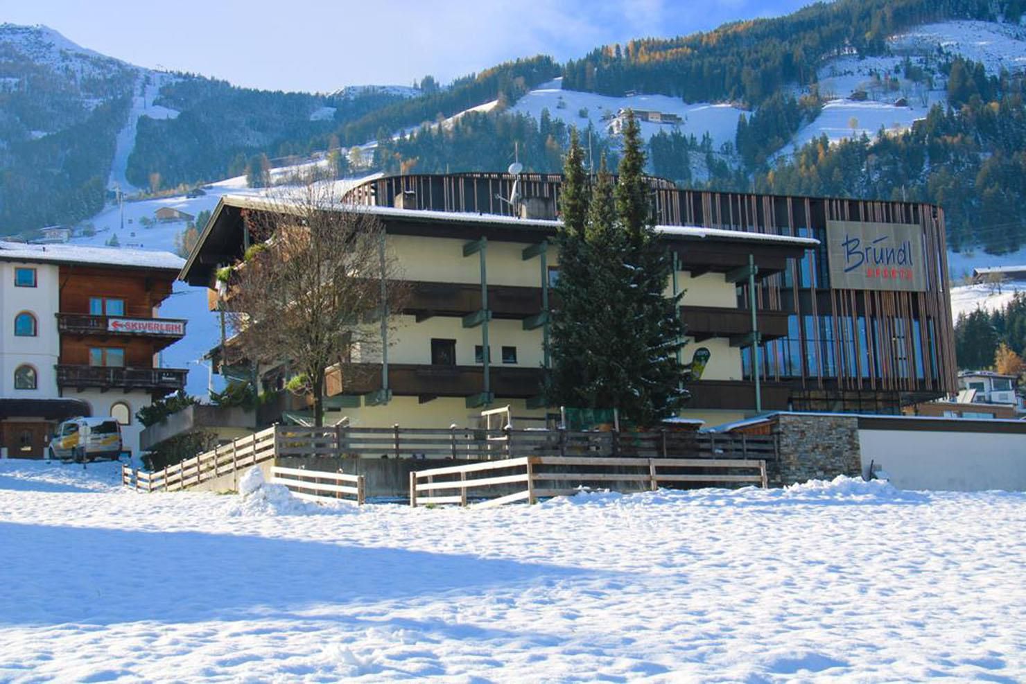 Ferienwohnungen Egger in Fügen (Zillertal) günstig buchen / Österreich Ferienwohnungen Egger in Fügen (Zillertal), Ferienwohnungen Egger / Österreich