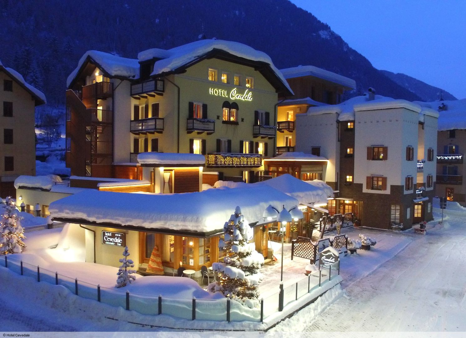 Hotel Cevedale - Unterkunft in Val-di-Sole