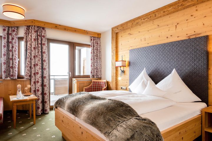Hotel Almhof frei / Galtür Österreich Skipass