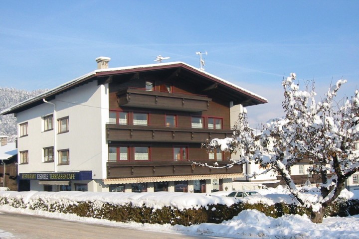 Gasthof Hoppeter in Fügen (Zillertal) günstig buchen / Österreich Gasthof Hoppeter in Fügen (Zillertal), Gasthof Hoppeter / Österreich