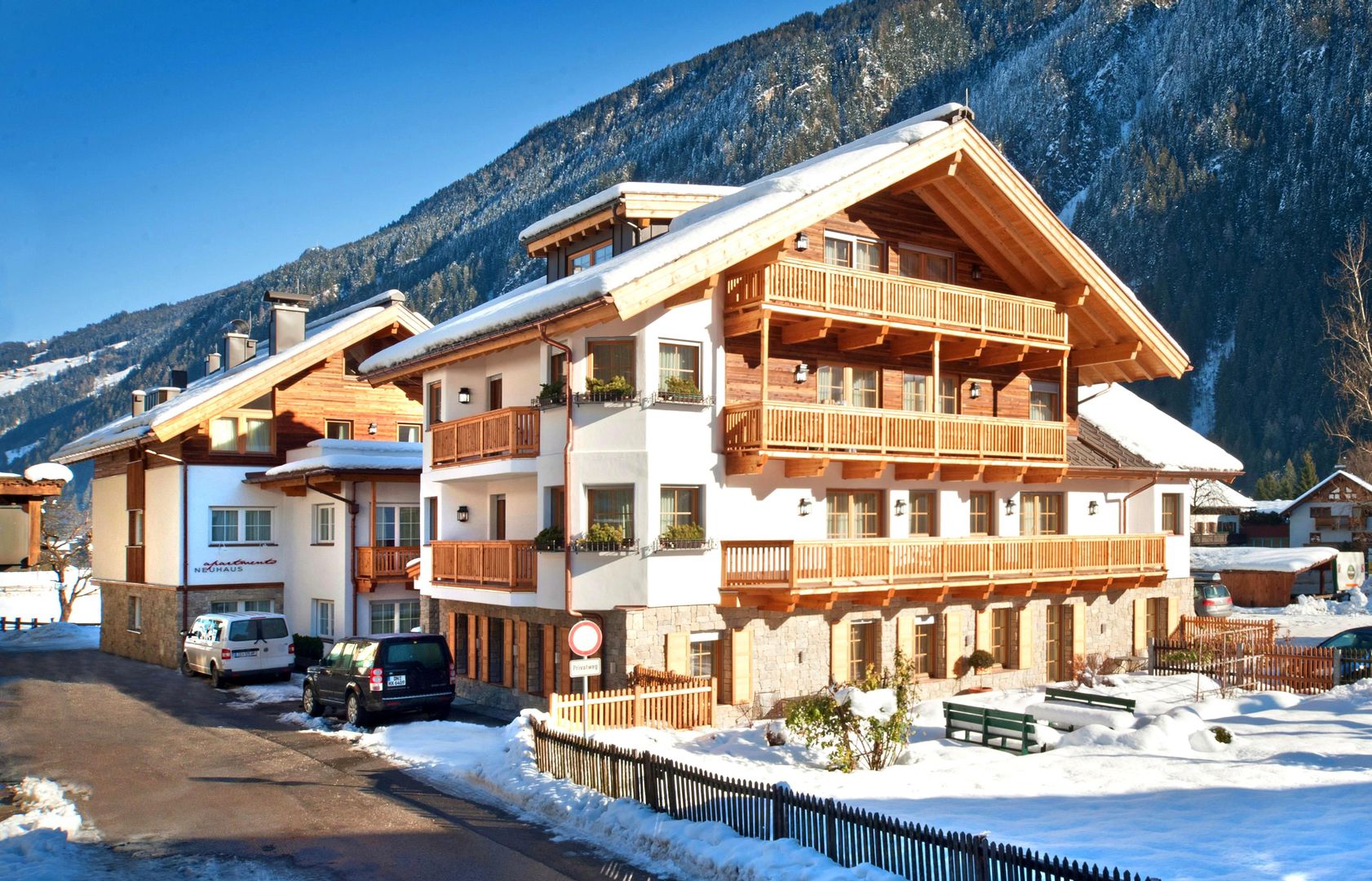 Hotel Appartements Neuhaus in Mayrhofen (Zillertal) günstig buchen / Österreich Hotel Appartements Neuhaus in Mayrhofen (Zillertal), Hotel Appartements Neuhaus / Österreich