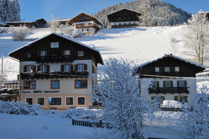 Hotel Rauth frei / Obereggen (Fleimstal) Italien Skipass