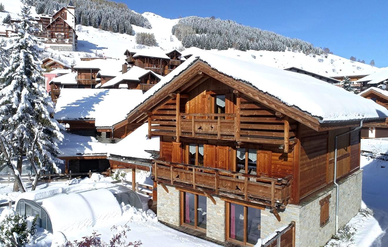 Chalet Le Loup Lodge
