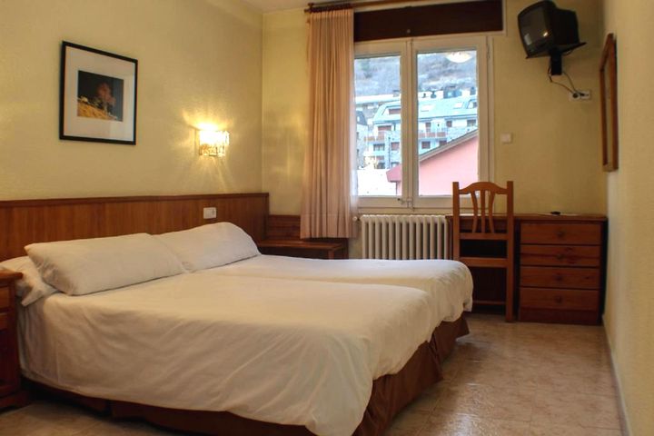 Hotel Oros (OV) preiswert / Encamp Buchung