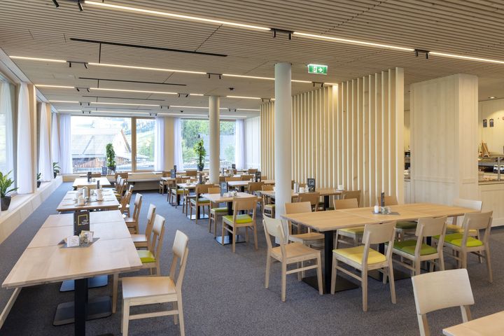 JUFA Hotel Laterns frei / Warth-Schröcken Österreich Skipass