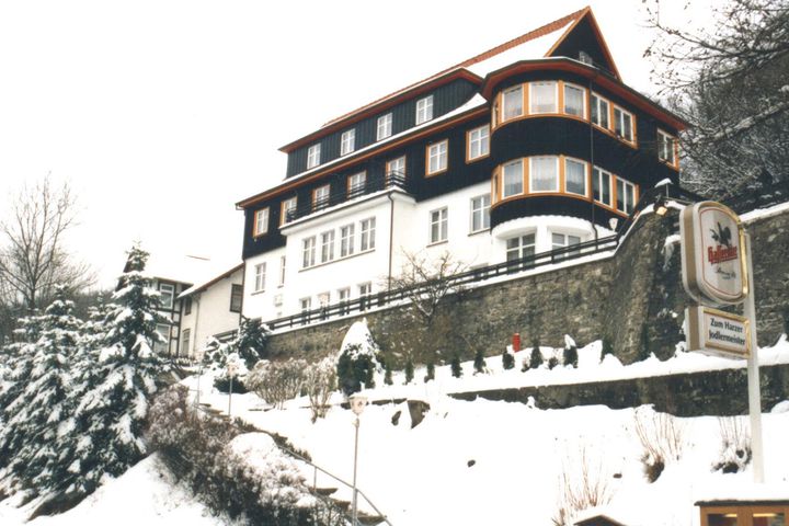 Hotel Zum Harzer Jodlermeister frei / Goslar-Hahnenklee (Harz) Deutschland Skipass