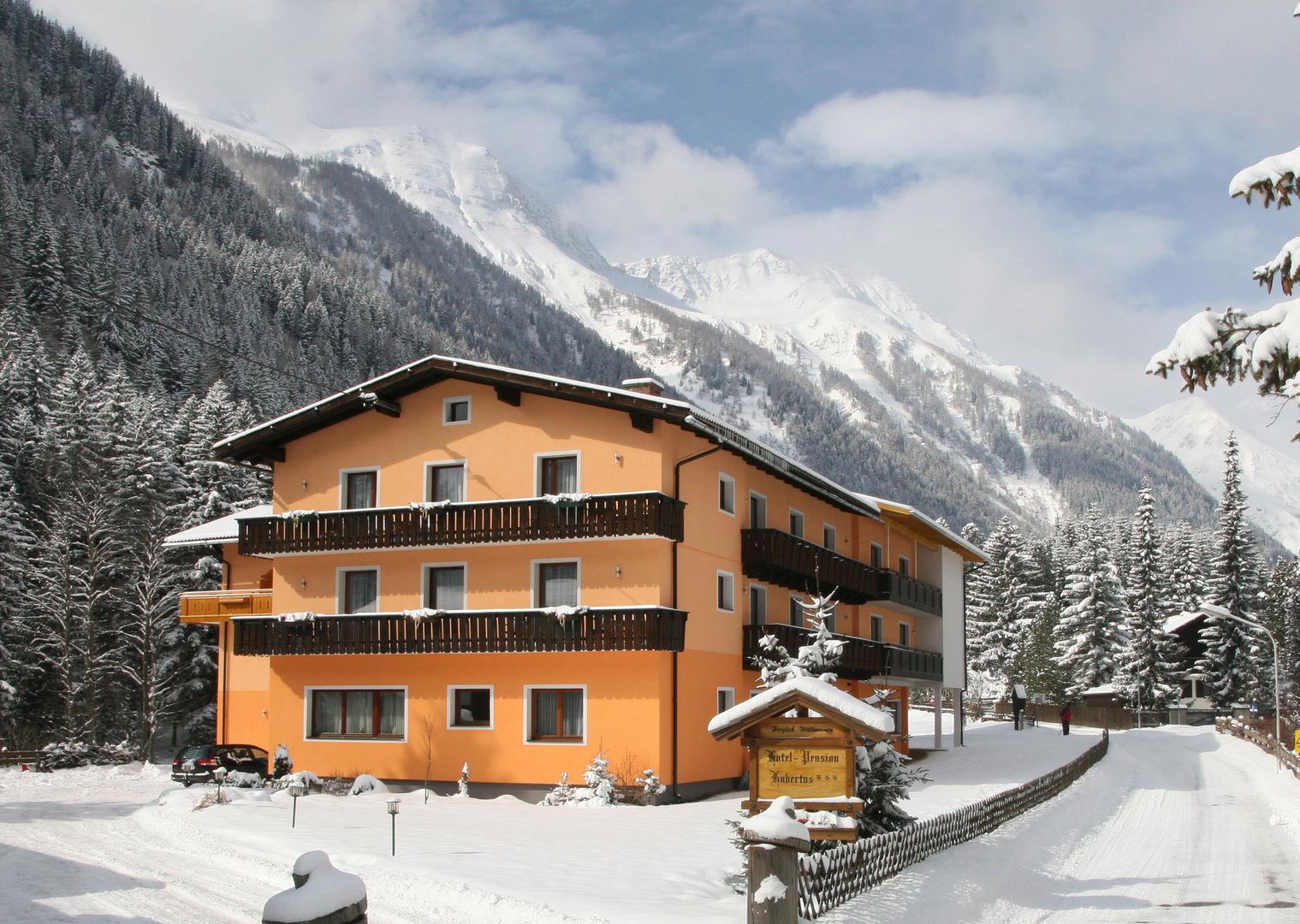 Hotel-Pension Hubertus in Mallnitz (Mölltaler Gletscher), Hotel-Pension Hubertus / Österreich