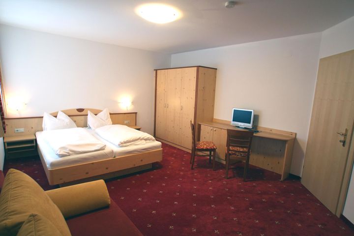 Hotel-Pension Hubertus preiswert / Mallnitz (Mölltaler Gletscher) Buchung