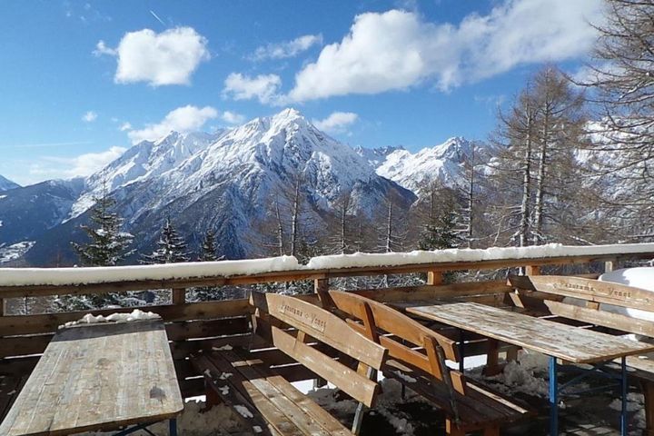 Schihütte Zams frei / Fließ - Zams Österreich Skipass